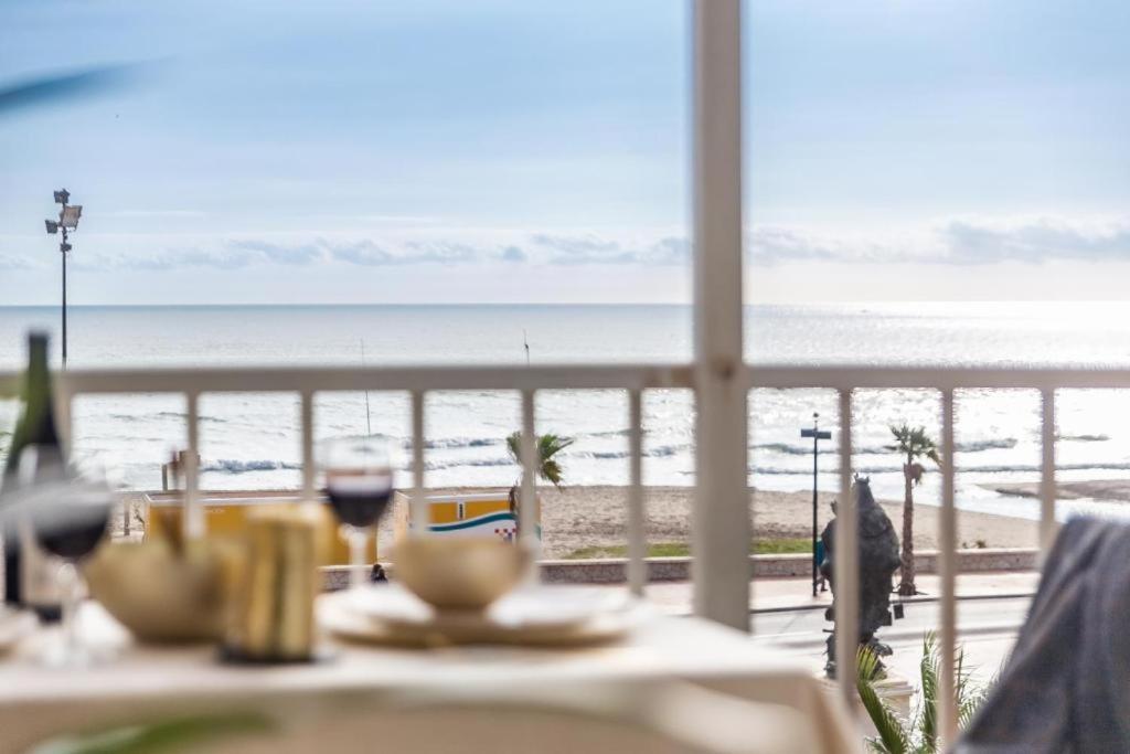 Seaside Boutique Apartment Fuengirola Bagian luar foto