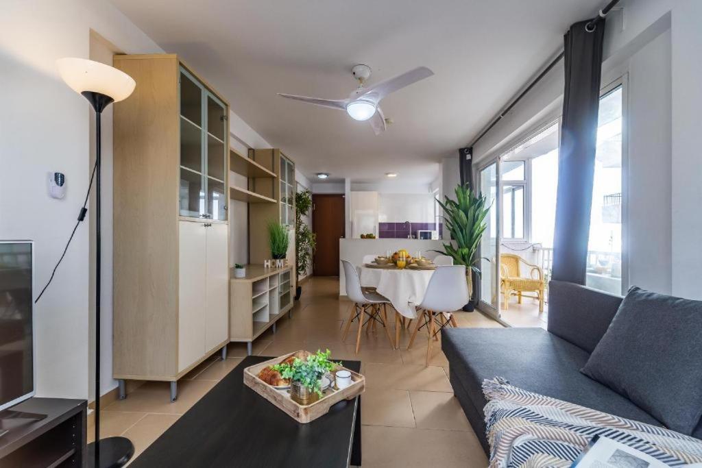 Seaside Boutique Apartment Fuengirola Bagian luar foto