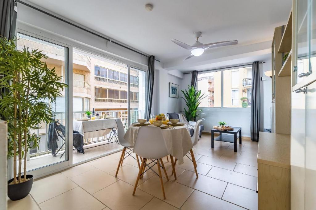 Seaside Boutique Apartment Fuengirola Bagian luar foto