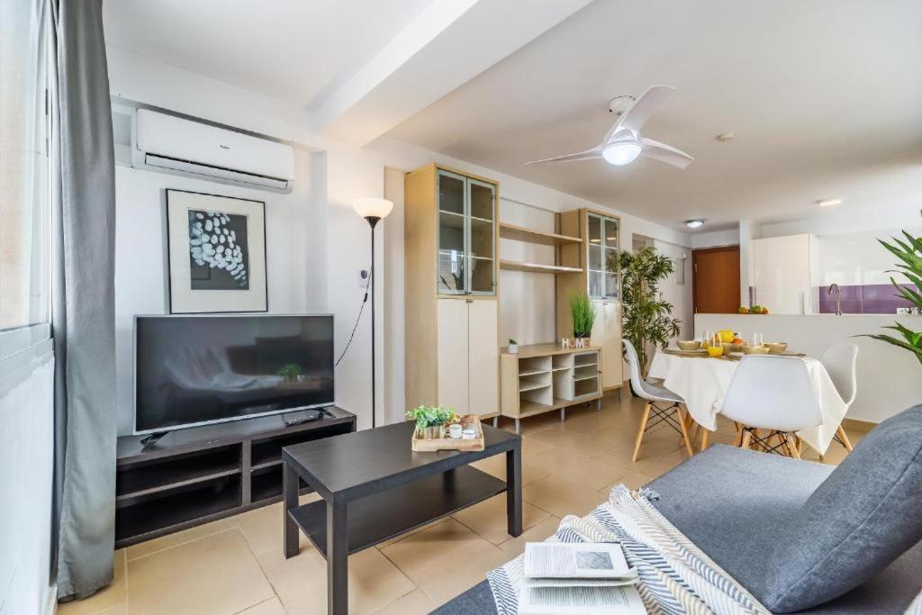 Seaside Boutique Apartment Fuengirola Bagian luar foto