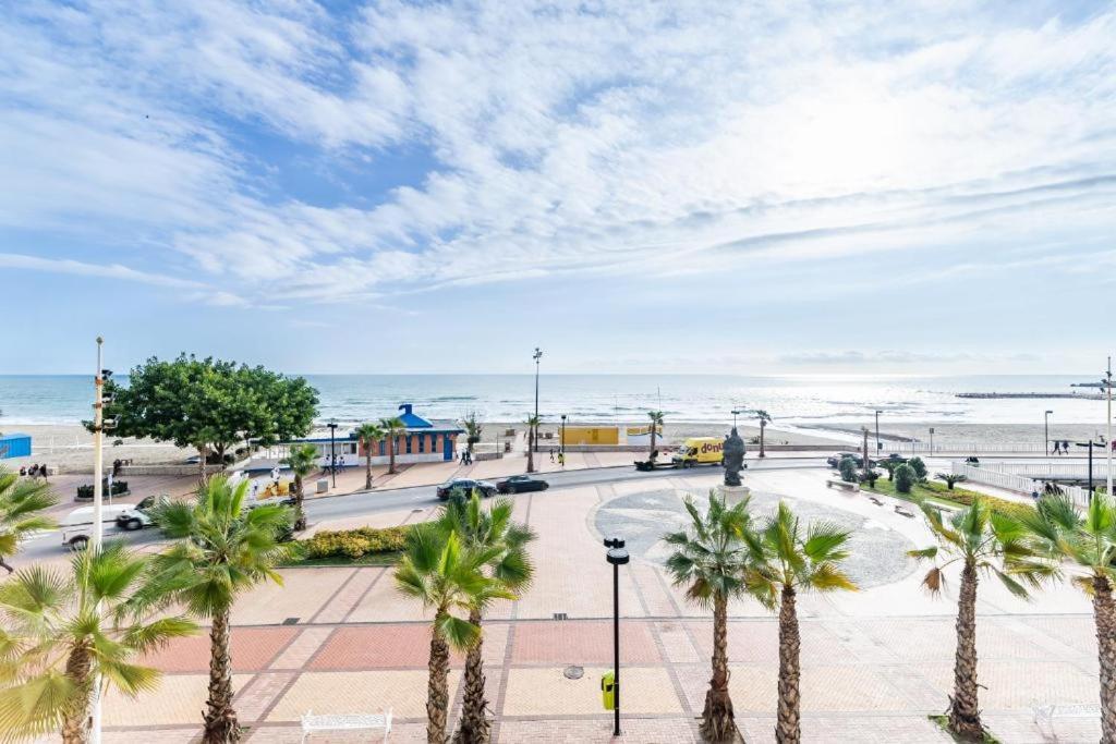 Seaside Boutique Apartment Fuengirola Bagian luar foto
