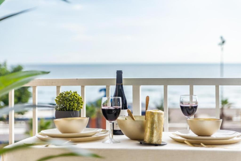 Seaside Boutique Apartment Fuengirola Bagian luar foto