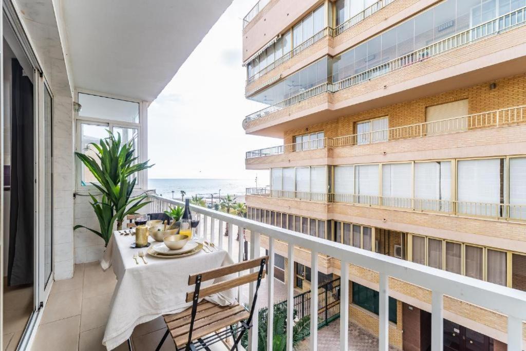 Seaside Boutique Apartment Fuengirola Bagian luar foto